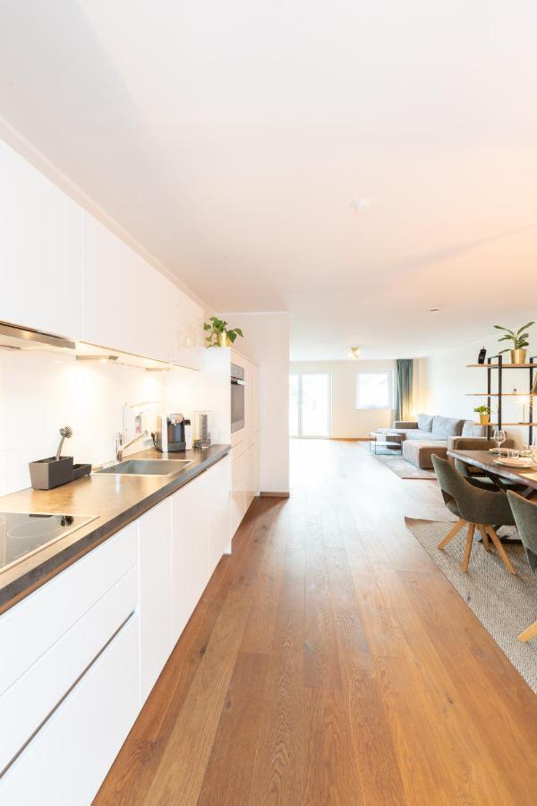 -Zentrale Wohnung-Balkon-Desingerkueche- Bielefeld Exterior foto
